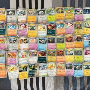 Lot Of 500x Pokemon Trading Card Assortment